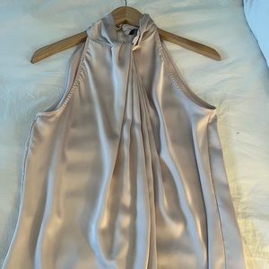 Beautiful detail soft pink tank